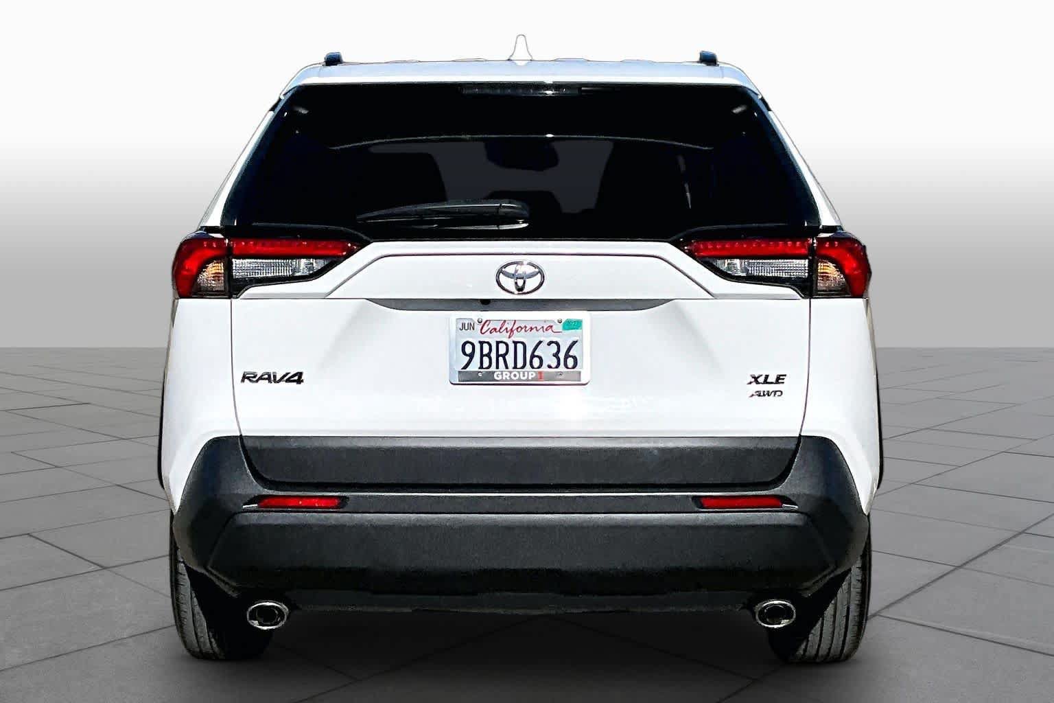 Certified 2022 Toyota RAV4 XLE AWD/4WD image 4