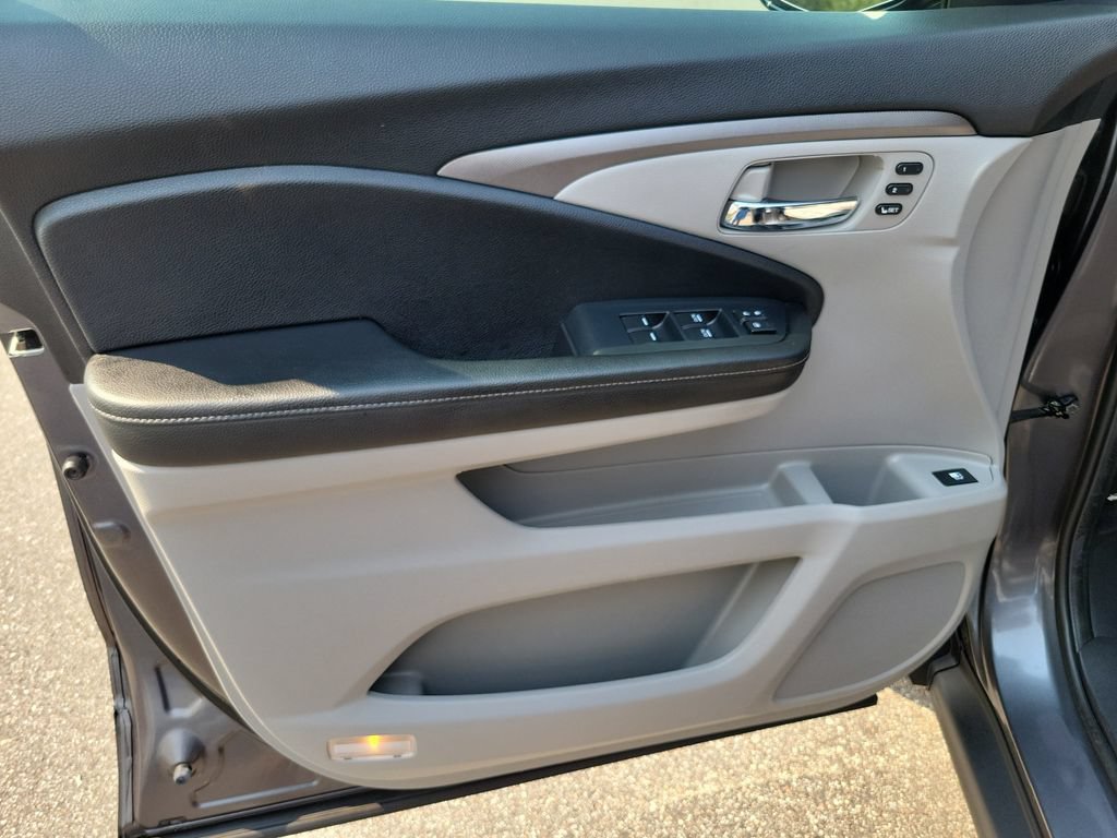 Used 2023 Honda Ridgeline RTL-E image 39