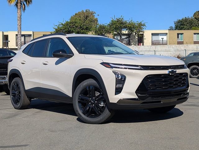 New 2026 Chevrolet Trax ACTIV image 2