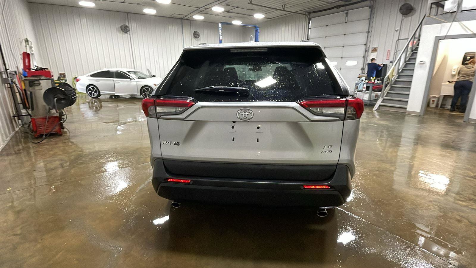 Used 2019 Toyota RAV4 LE w/ All Weather Liner Package image 6