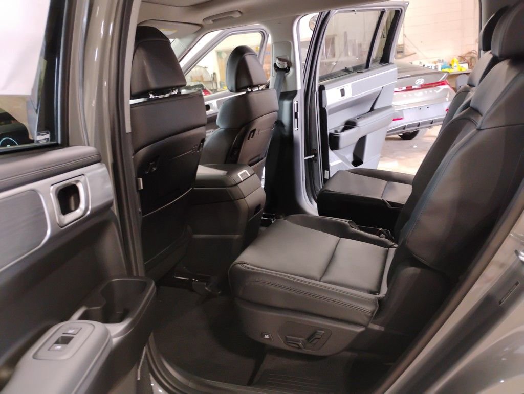 New 2026 Hyundai Santa Fe Limited image 19