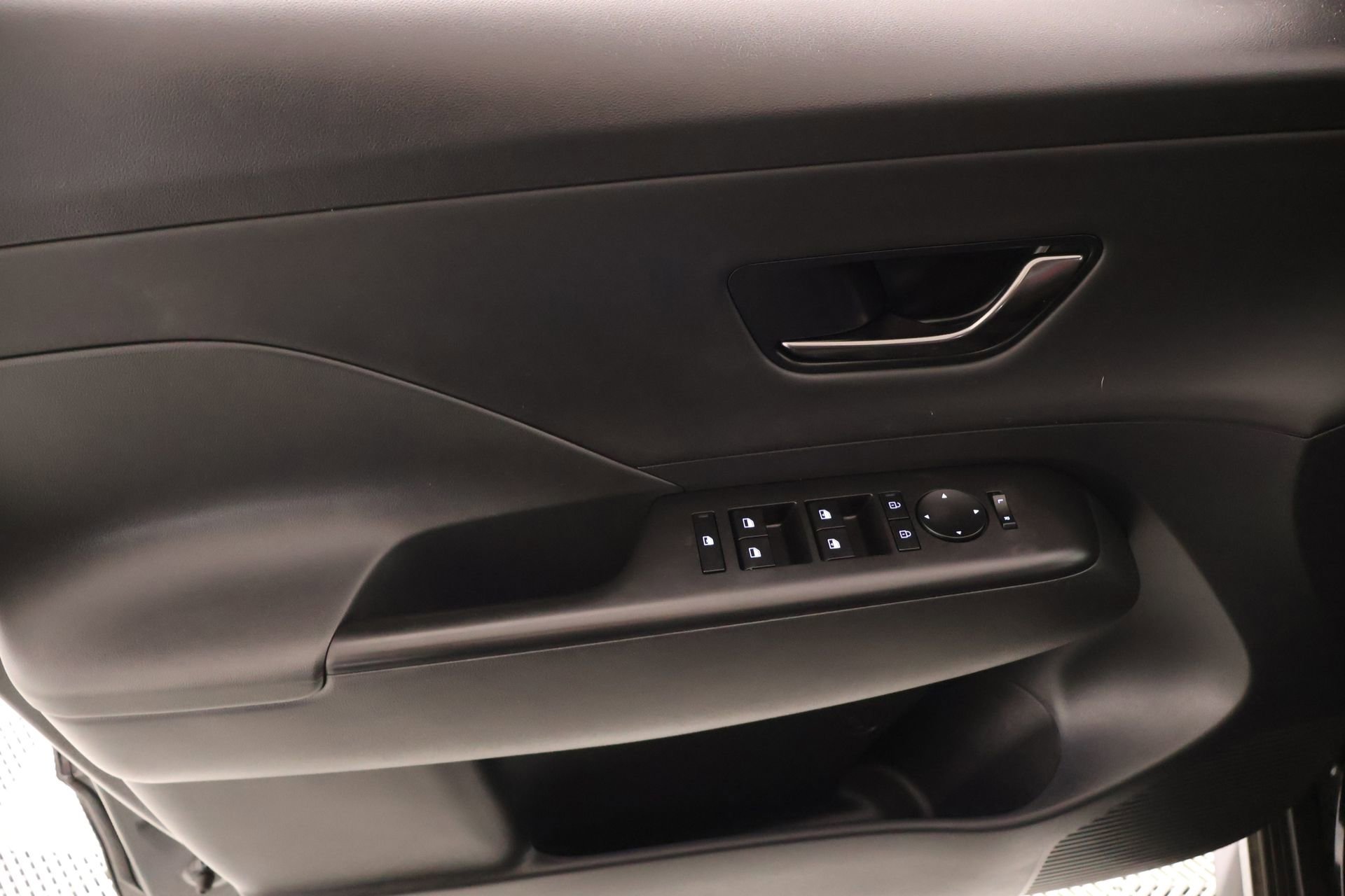 Used 2025 Hyundai Kona N Line S FWD image 15