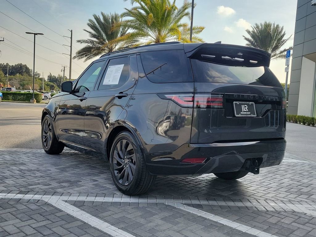 Certified 2024 Land Rover Discovery Dynamic SE AWD/4WD image 3