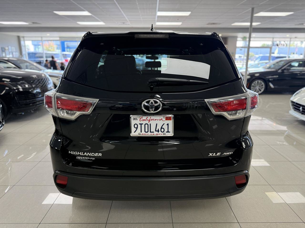 Used 2016 Toyota Highlander XLE AWD/4WD image 5