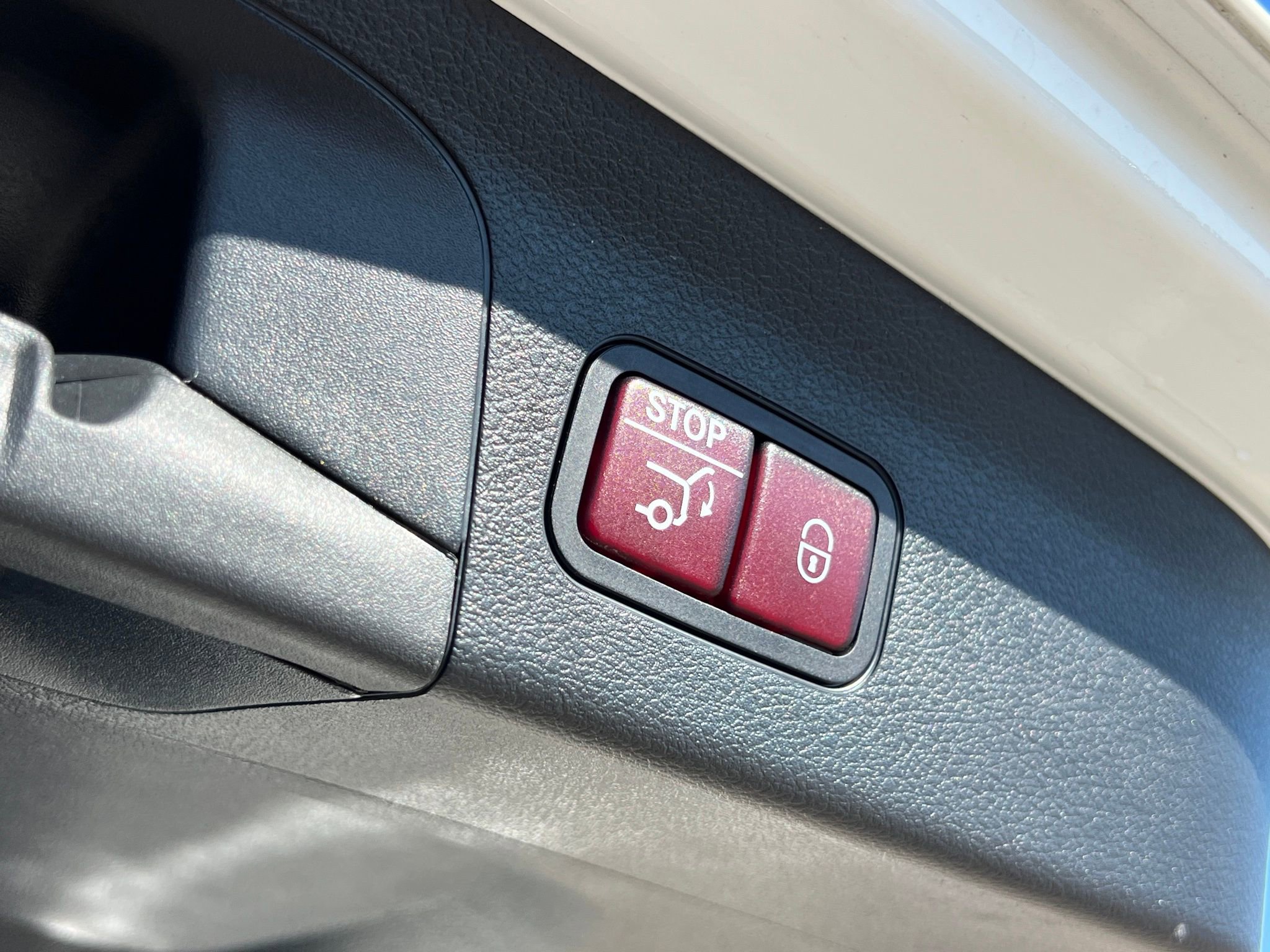 Used 2025 Mercedes-Benz GLS 63 AMG 4MATIC image 26