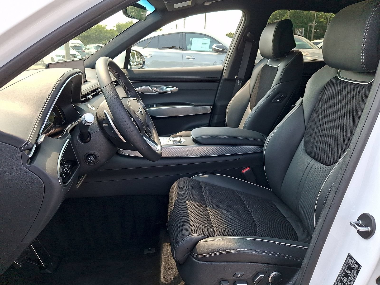 Used 2024 Genesis GV70 2.5T w/ Sport Prestige Package AWD/4WD image 13