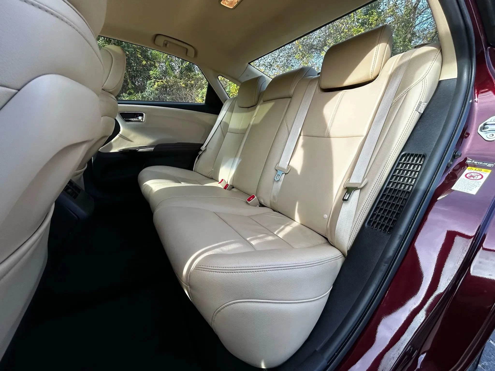 Used 2018 Toyota Avalon XLE Premium image 27