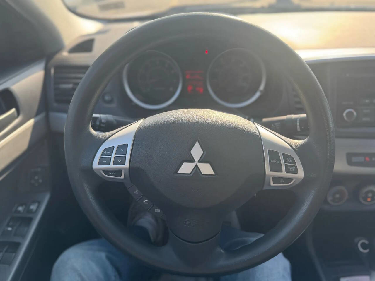 Used 2015 Mitsubishi Lancer ES image 21