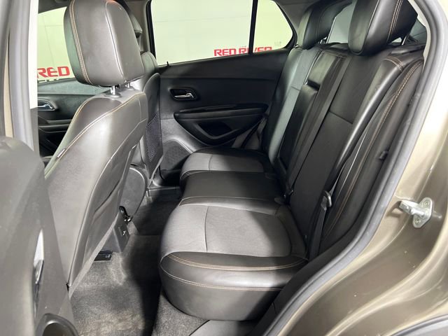 Used 2021 Chevrolet Trax LT w/ Sport Edition image 23