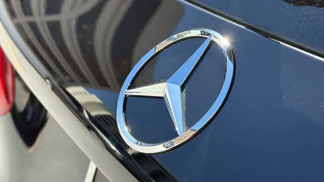 Used 2016 Mercedes-Benz GLC 300 4MATIC image 9
