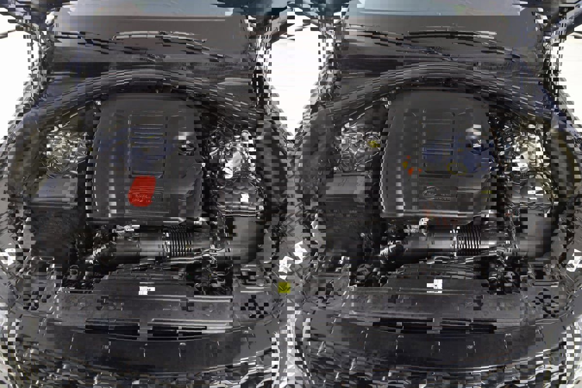 Used 2021 Land Rover Range Rover Velar R-Dynamic S image 56