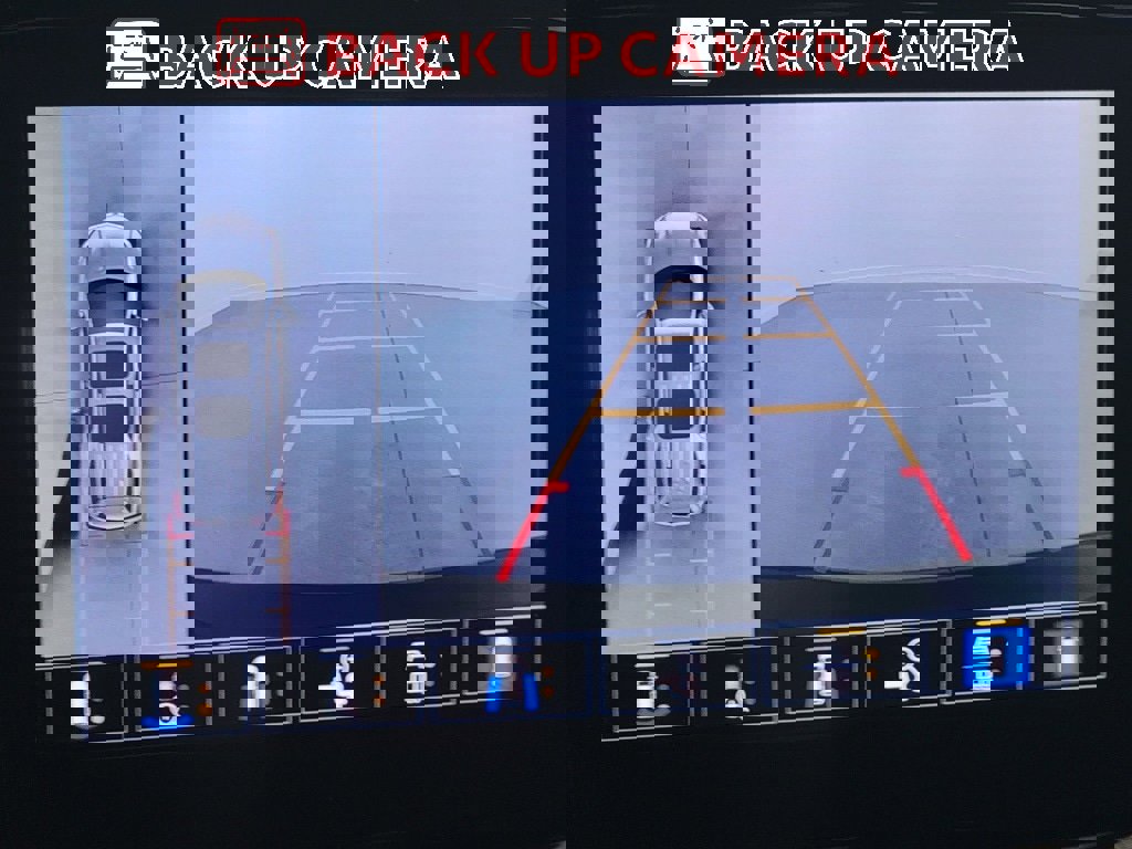 Used 2022 Chevrolet Traverse RS image 26