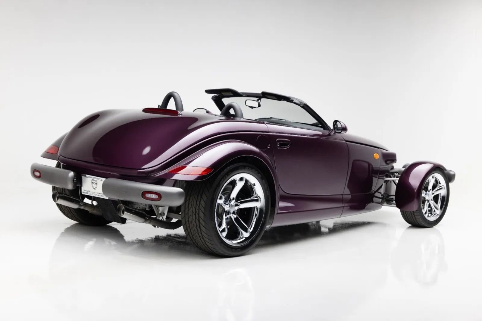 Used 1999 Plymouth Prowler RWD image 12