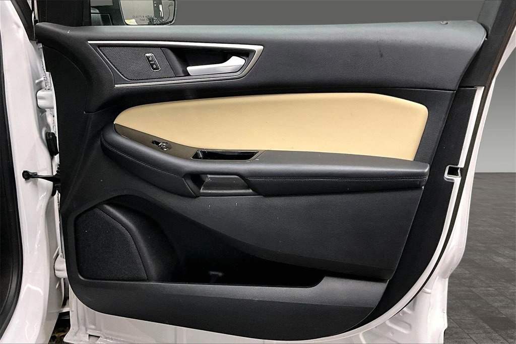 Used 2018 Ford Edge SEL w/ Equipment Group 201A image 13