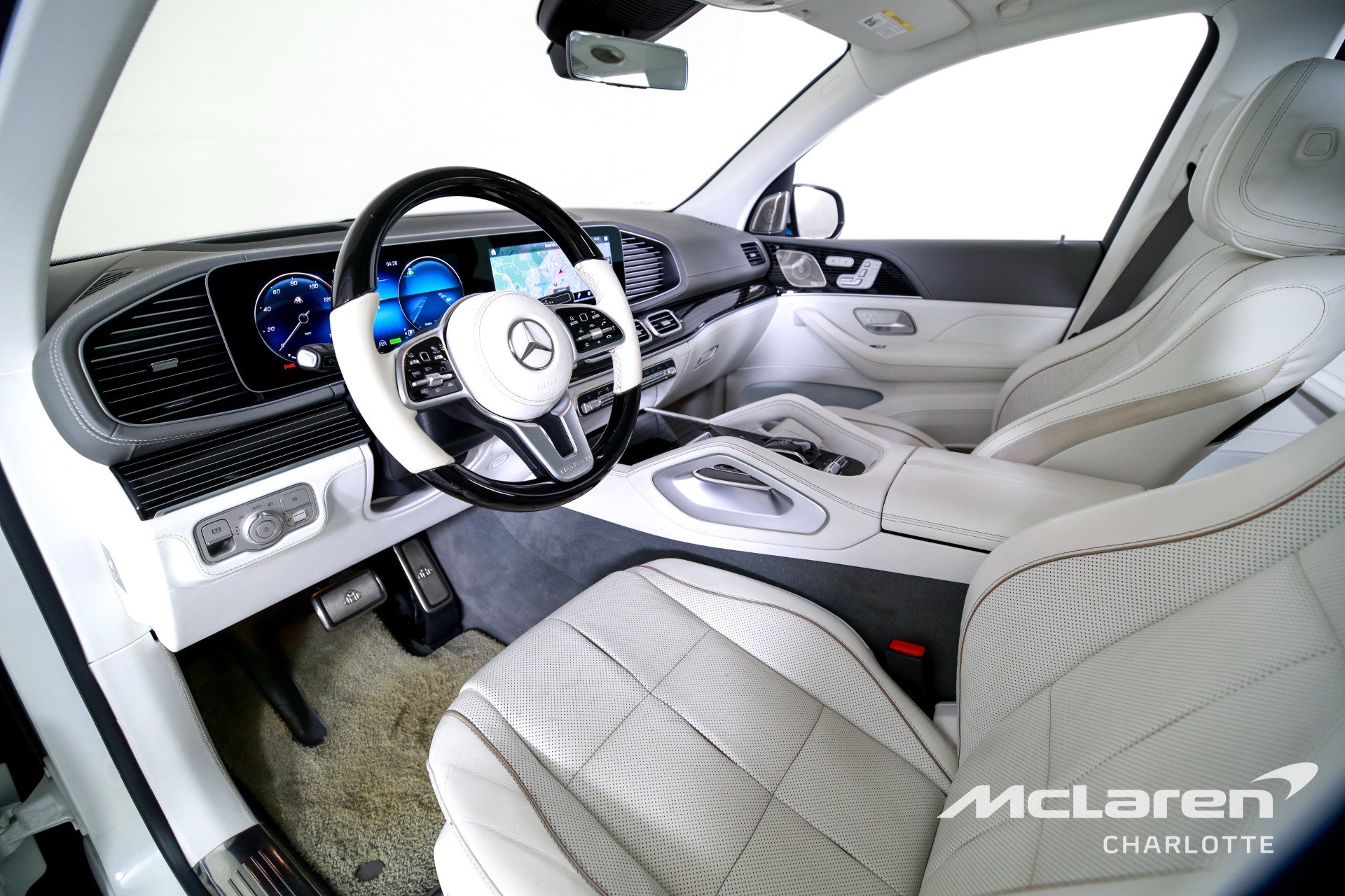 Used 2023 Mercedes-Benz Maybach GLS 600 4MATIC image 12
