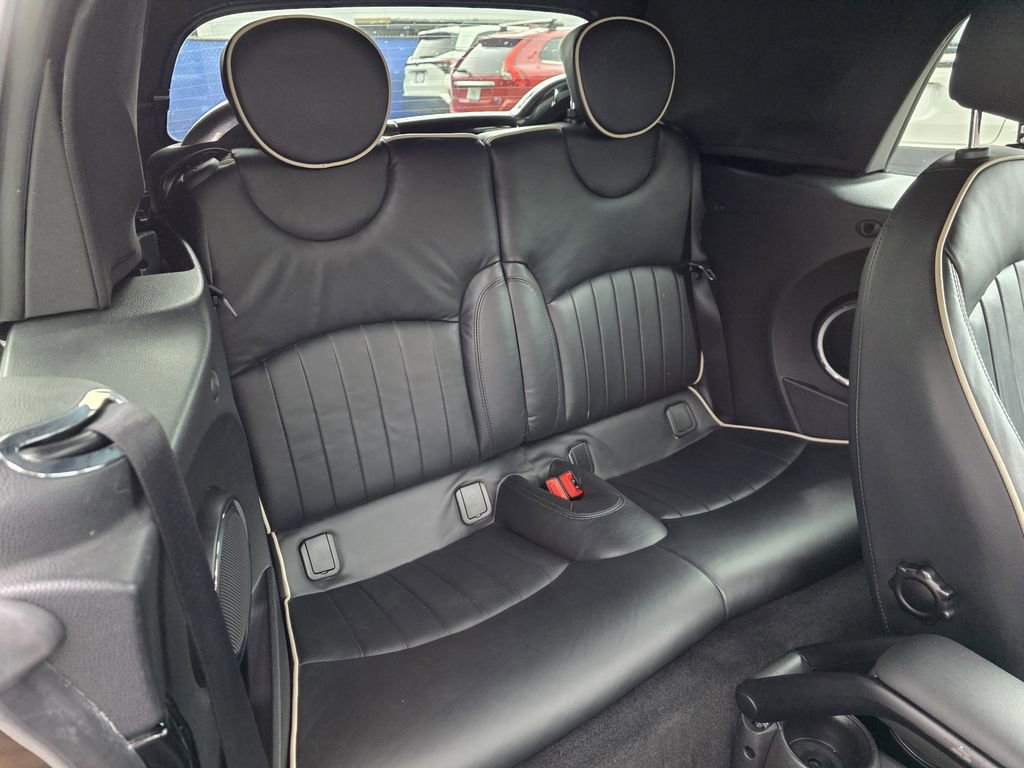 Used 2015 MINI Cooper S image 15