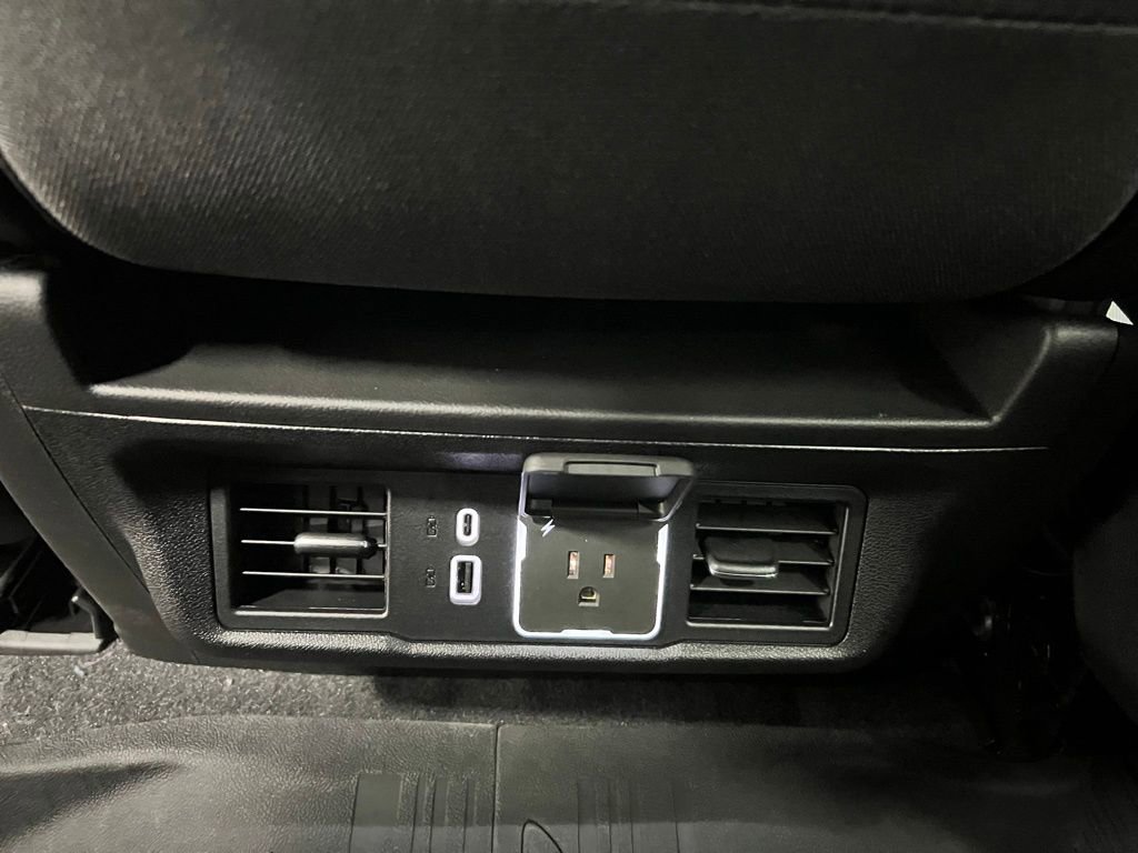 New 2026 GMC Sierra 1500 Elevation image 32