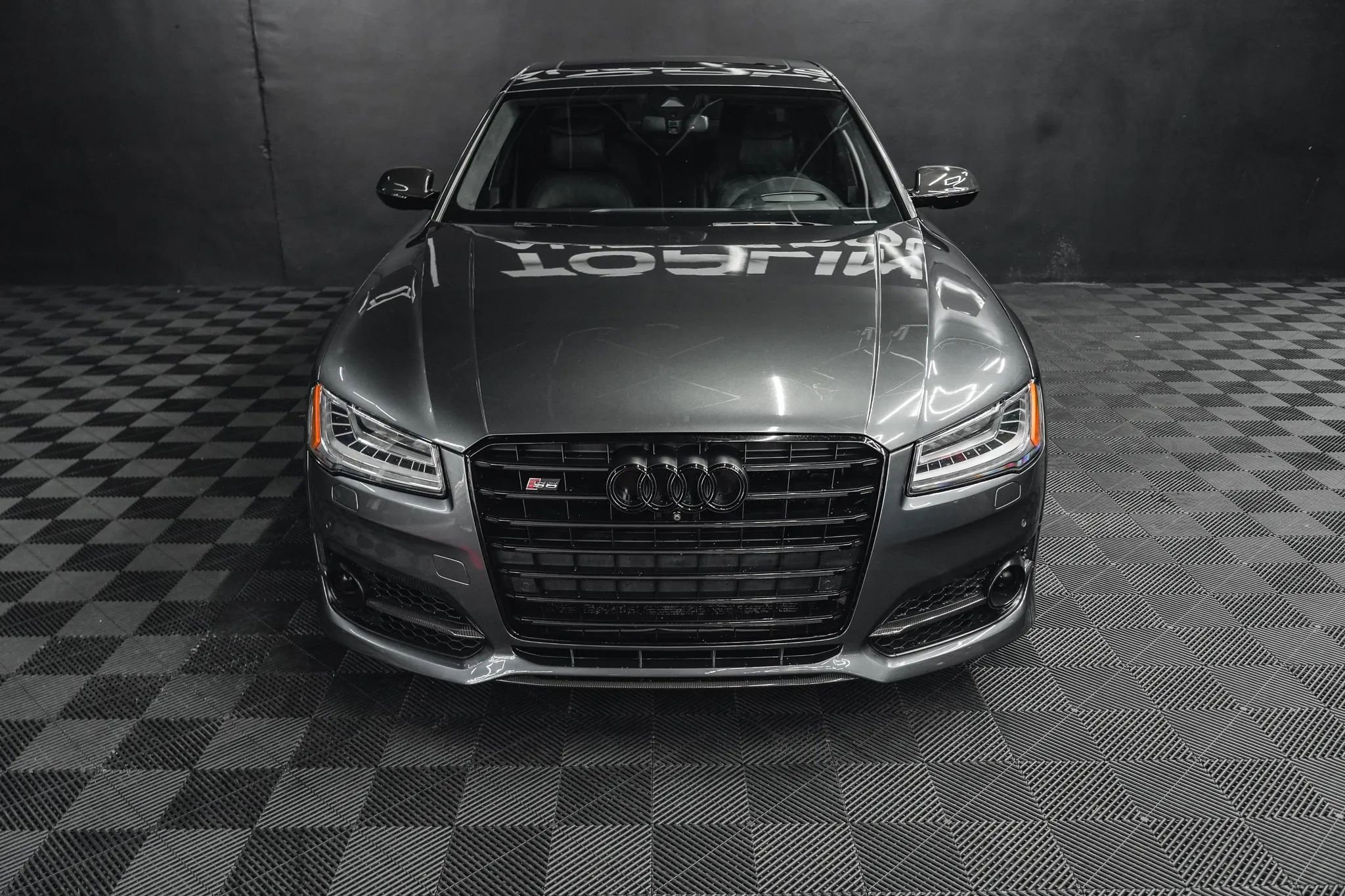 Used 2017 Audi S8 Plus image 10