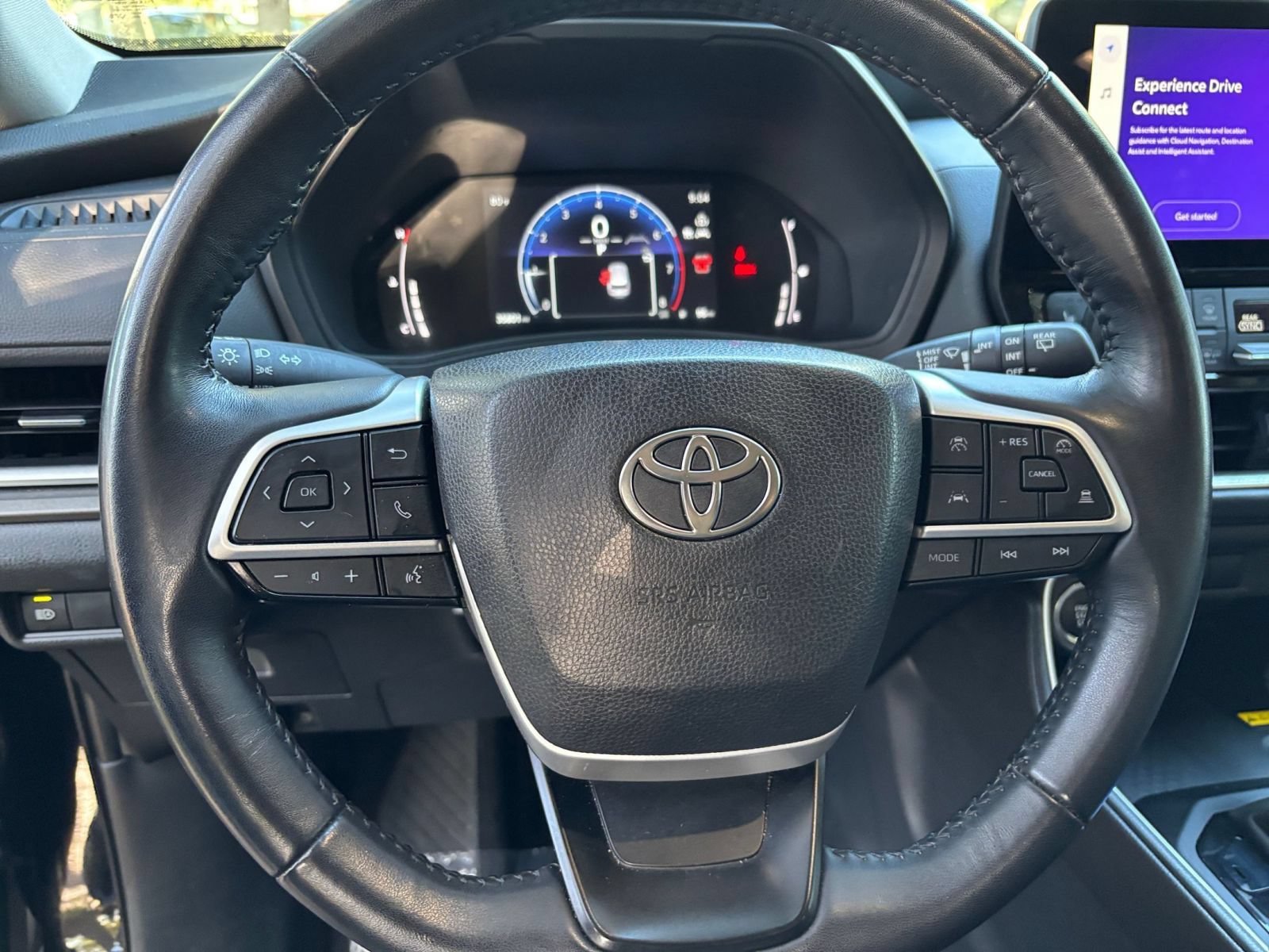 Used 2025 Toyota Grand Highlander FWD image 30