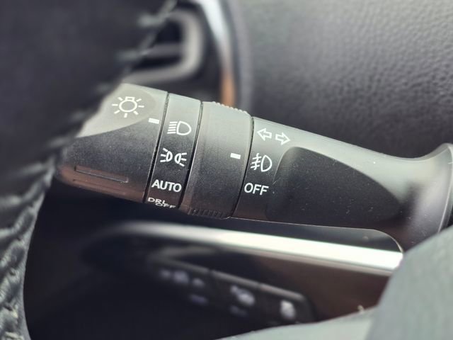 Used 2019 Toyota Prius Prime Advanced image 38