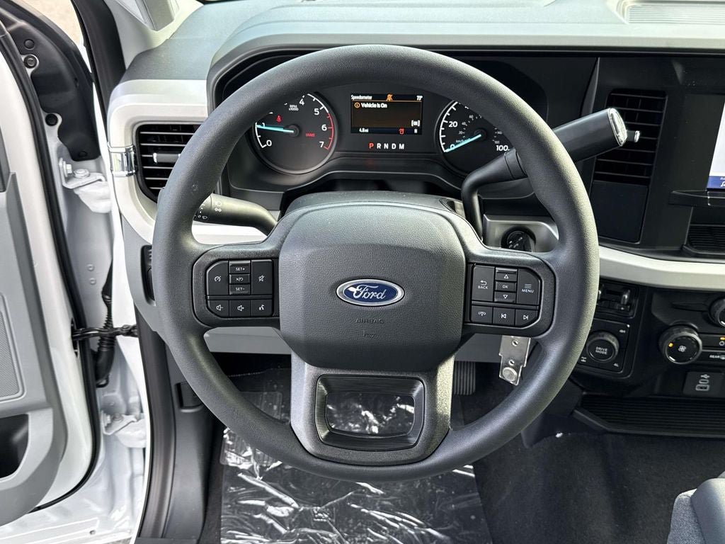 New 2026 Ford F250 XLT w/ FX4 Off-Road Package AWD/4WD image 16