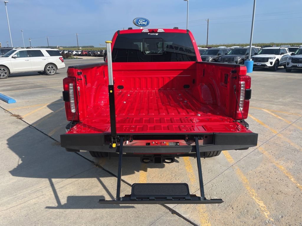 New 2025 Ford F250 Lariat w/ Lariat Ultimate Package image 8