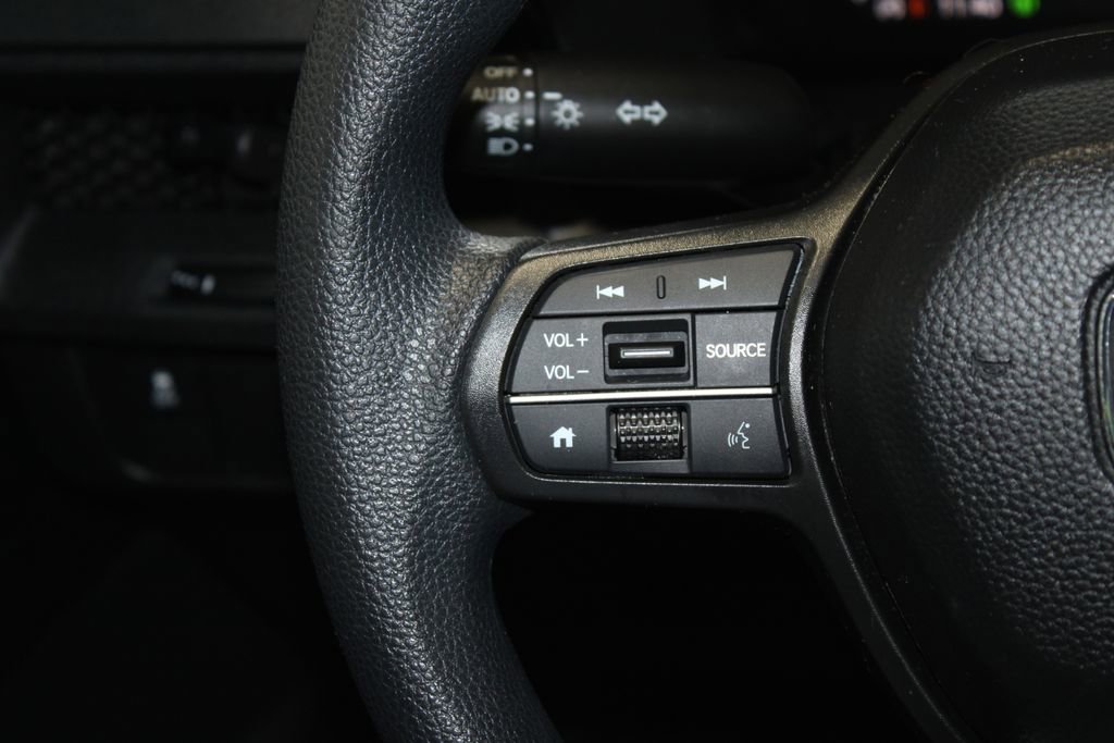 Used 2023 Honda CR-V LX image 19