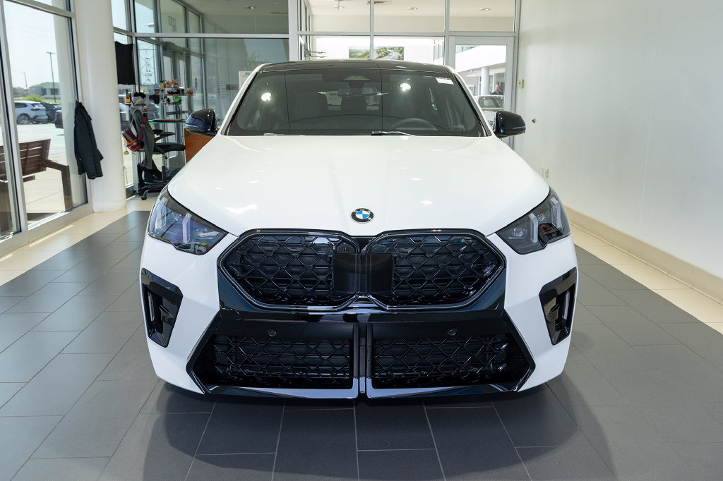 New 2027 BMW X2 xDrive28i AWD/4WD image 11