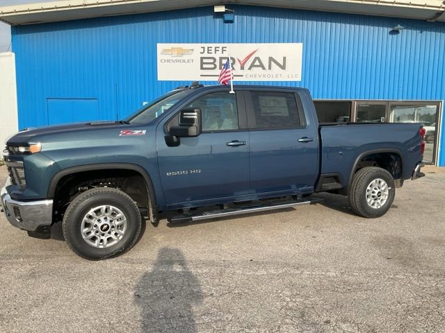 New 2026 Chevrolet Silverado 2500 LT AWD/4WD image 1