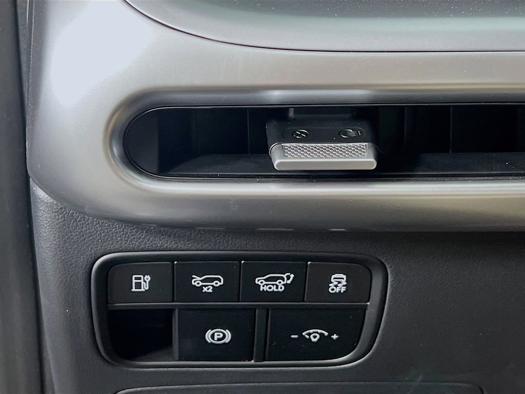 New 2026 Hyundai Ioniq 9 SE image 9