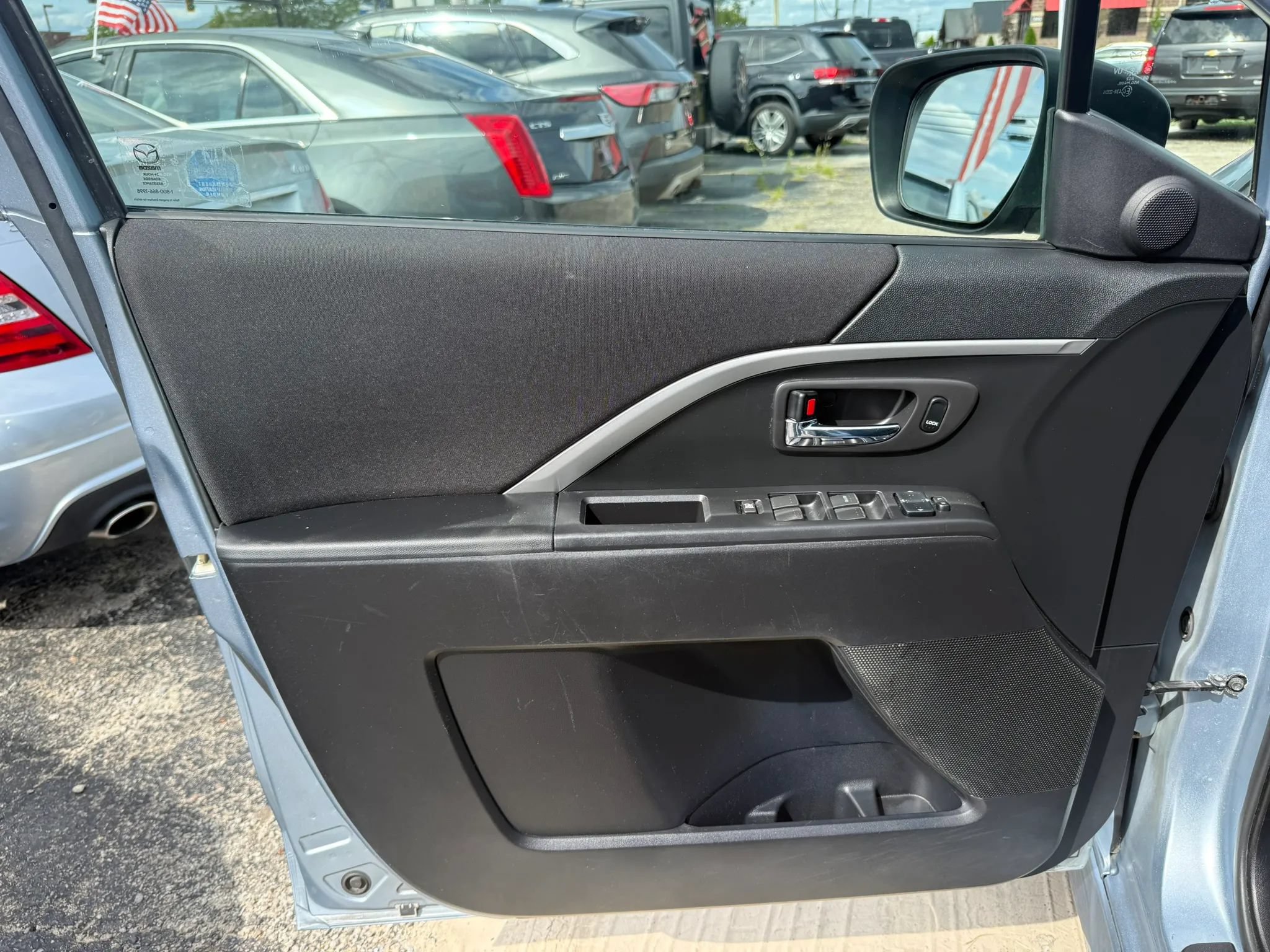 Used 2012 MAZDA MAZDA5 Grand Touring FWD image 10