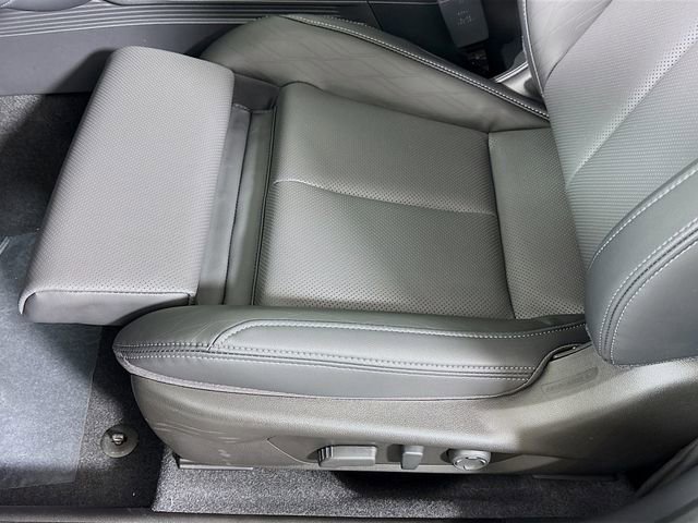 New 2026 Subaru Outback Touring XT image 37