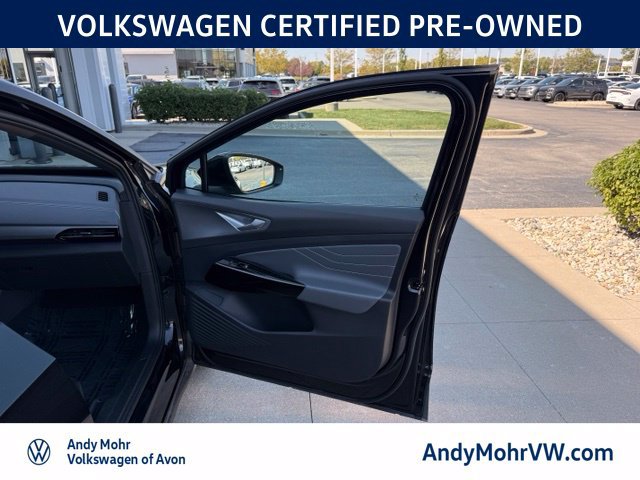 Used 2023 Volkswagen ID.4 Pro S AWD/4WD image 16