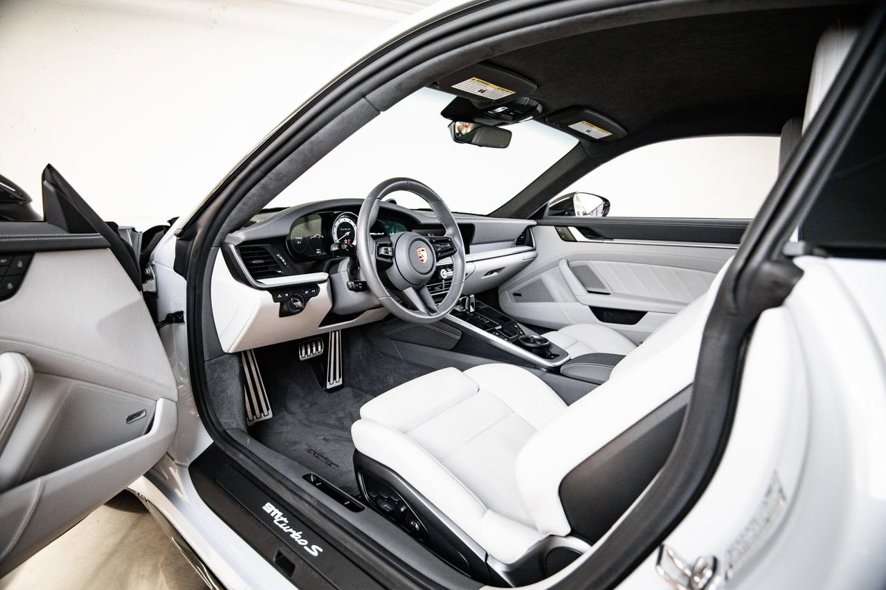 Certified 2024 Porsche 911 Turbo S AWD/4WD image 4