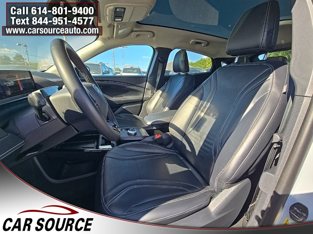 Used 2023 Ford Mustang Mach-E Premium image 12