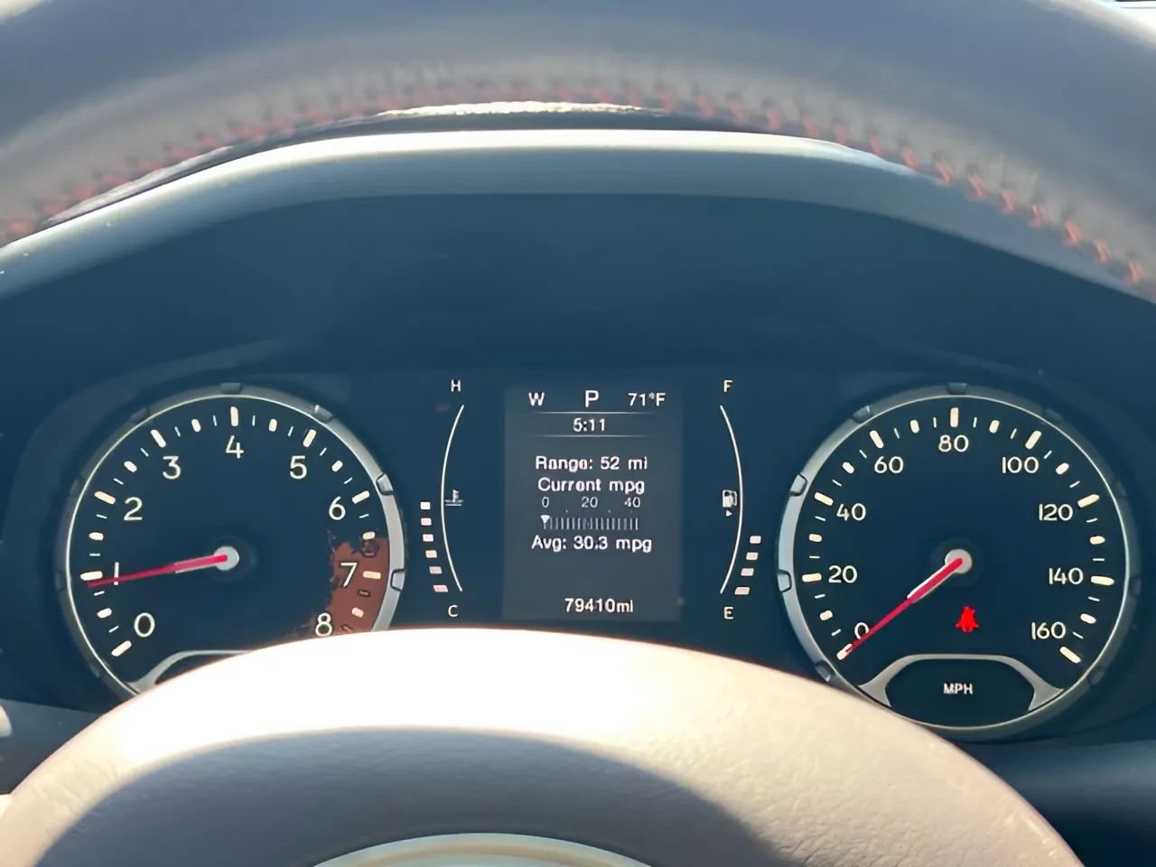 Used 2015 Jeep Renegade Latitude image 13