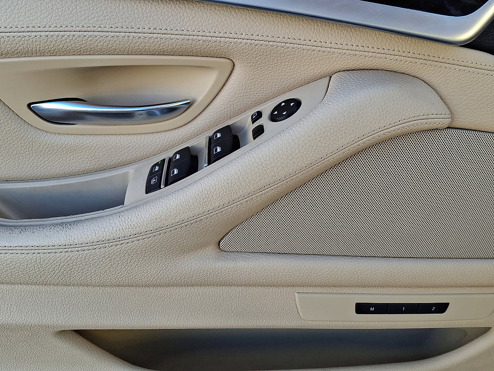 Used 2011 BMW 535i xDrive Sedan image 13