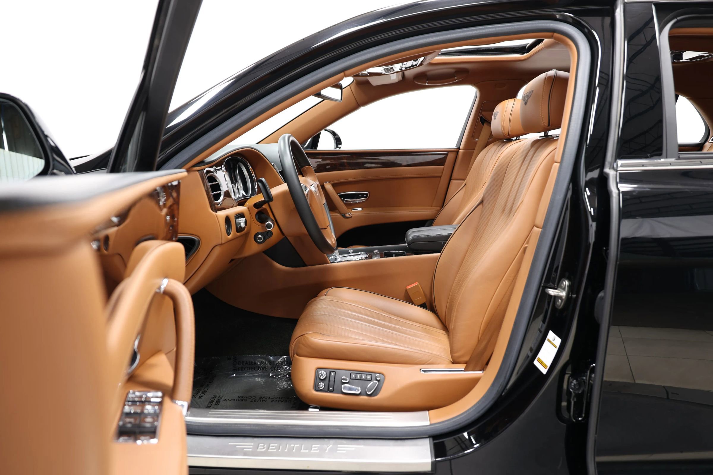 Used 2015 Bentley Flying Spur V8 AWD/4WD image 12