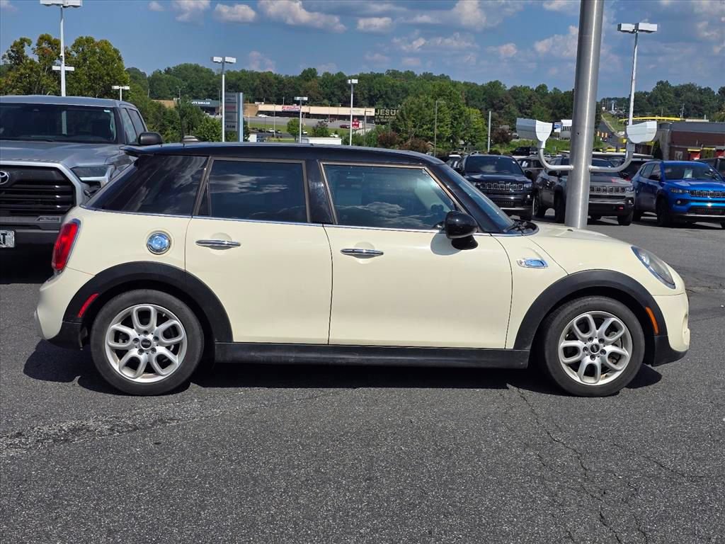 Used 2016 MINI Cooper S FWD image 9