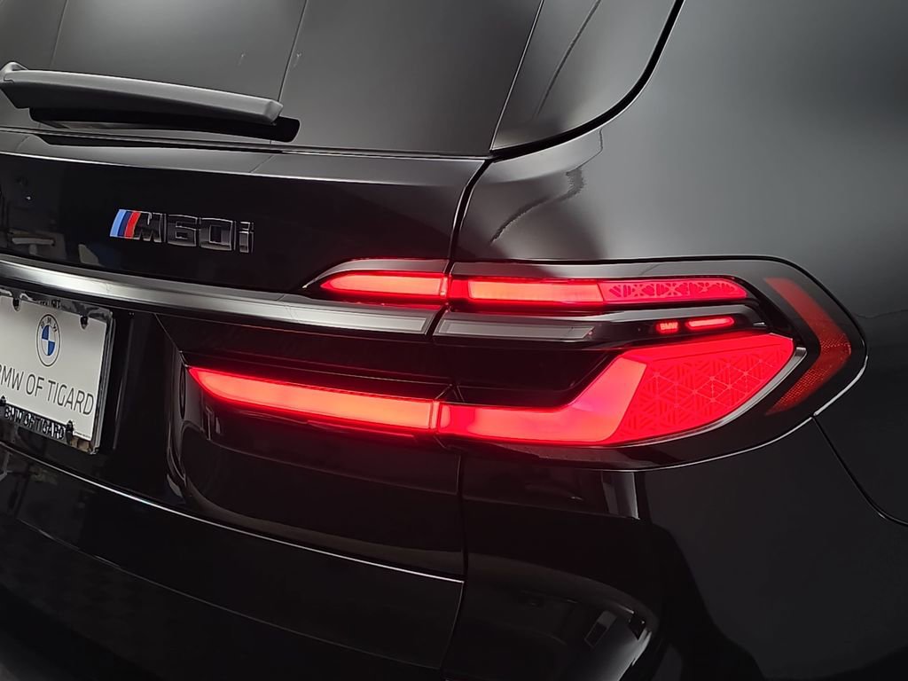 New 2026 BMW X7 M60i image 34