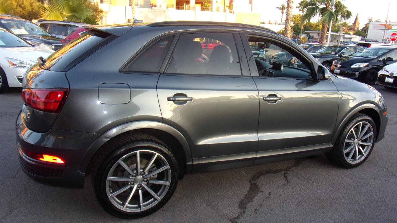Used 2018 Audi Q3 2.0T Premium Plus w/ Premium Plus Package AWD/4WD image 12