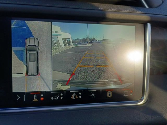 Used 2024 GMC Yukon Denali w/ Advanced Technology Package image 34