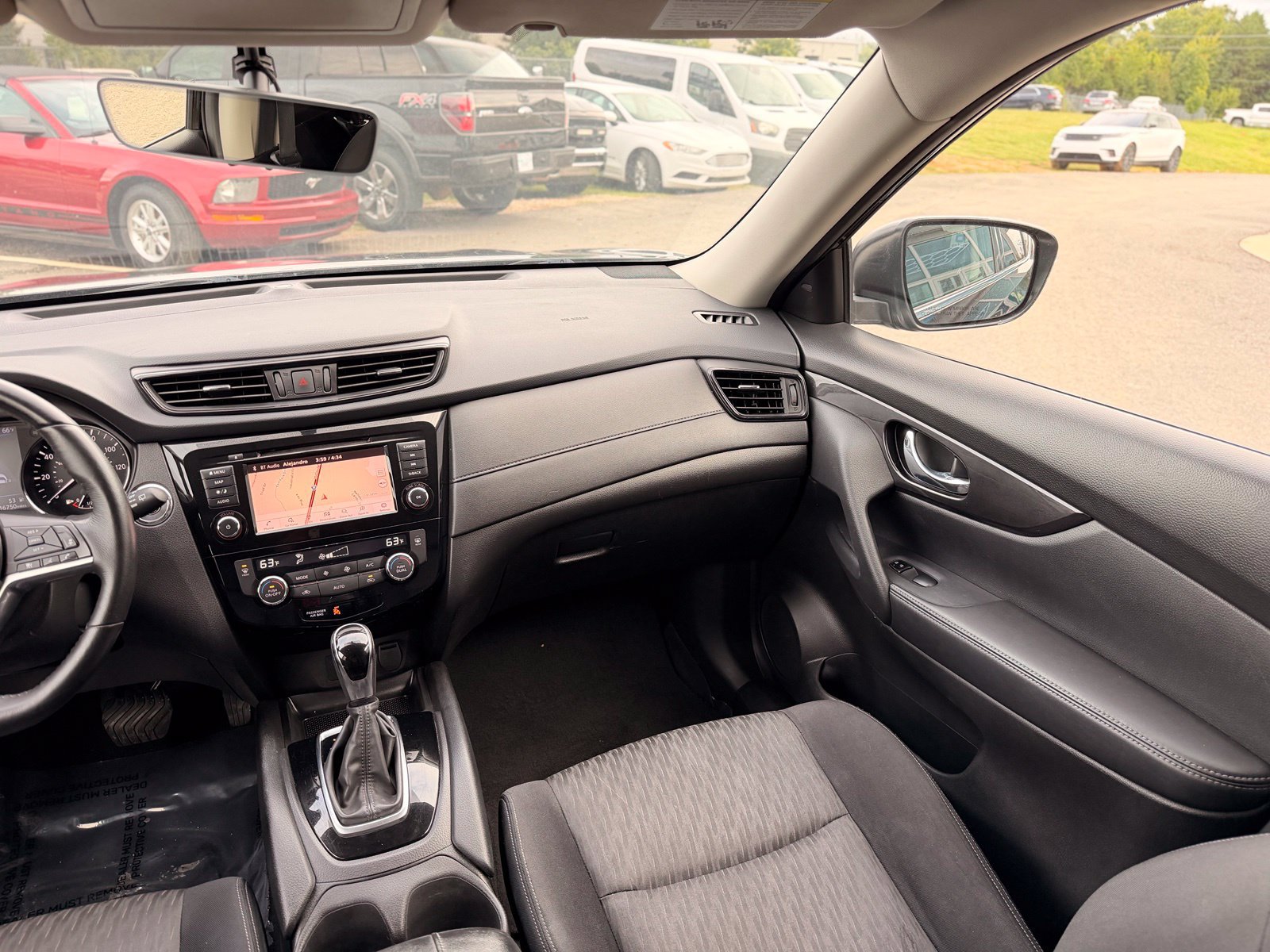 Used 2018 Nissan Rogue SV w/ Premium Package AWD/4WD image 29