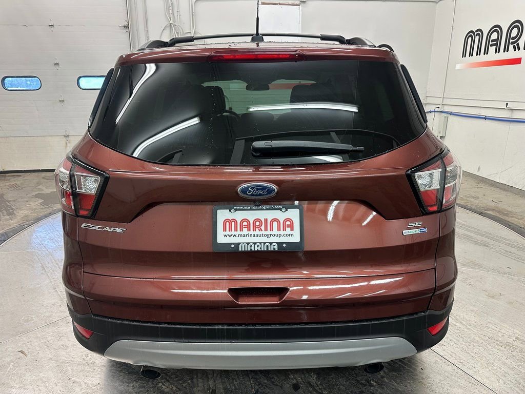 Used 2018 Ford Escape SE image 14
