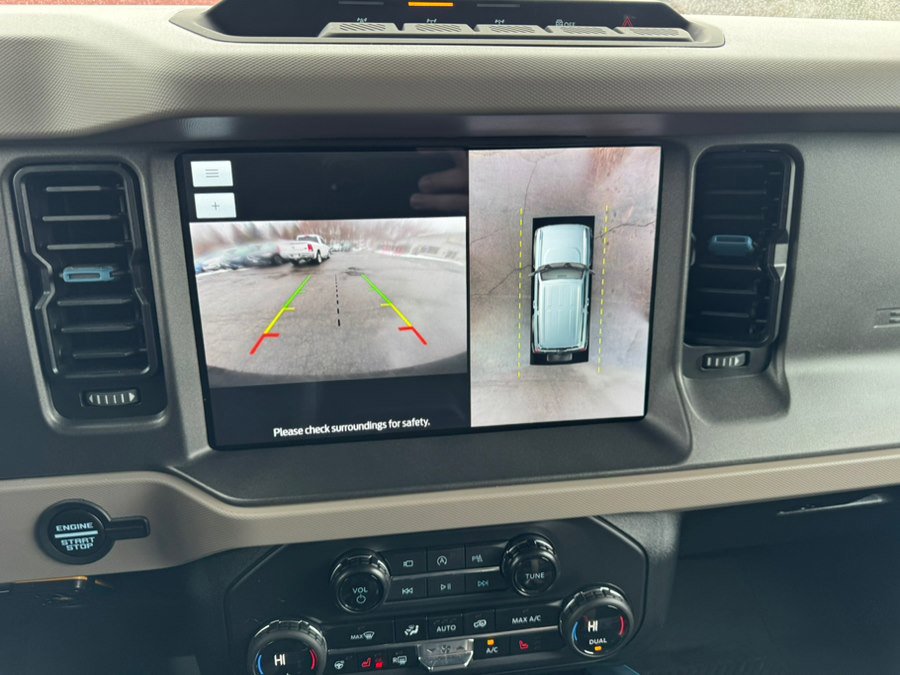 Used 2024 Ford Bronco Wildtrak image 27
