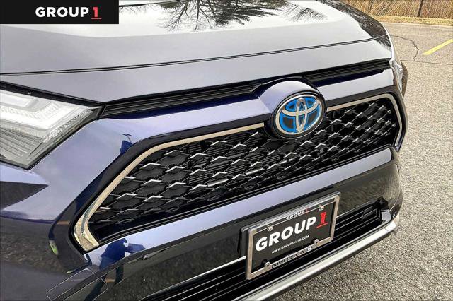 Certified 2024 Toyota RAV4 SE w/ Weather & Moonroof Package AWD/4WD image 32