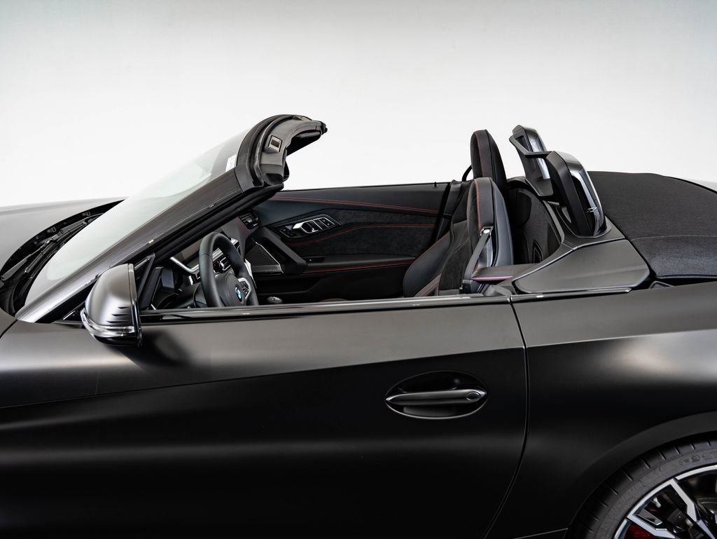 New 2026 BMW Z4 M40i RWD image 22