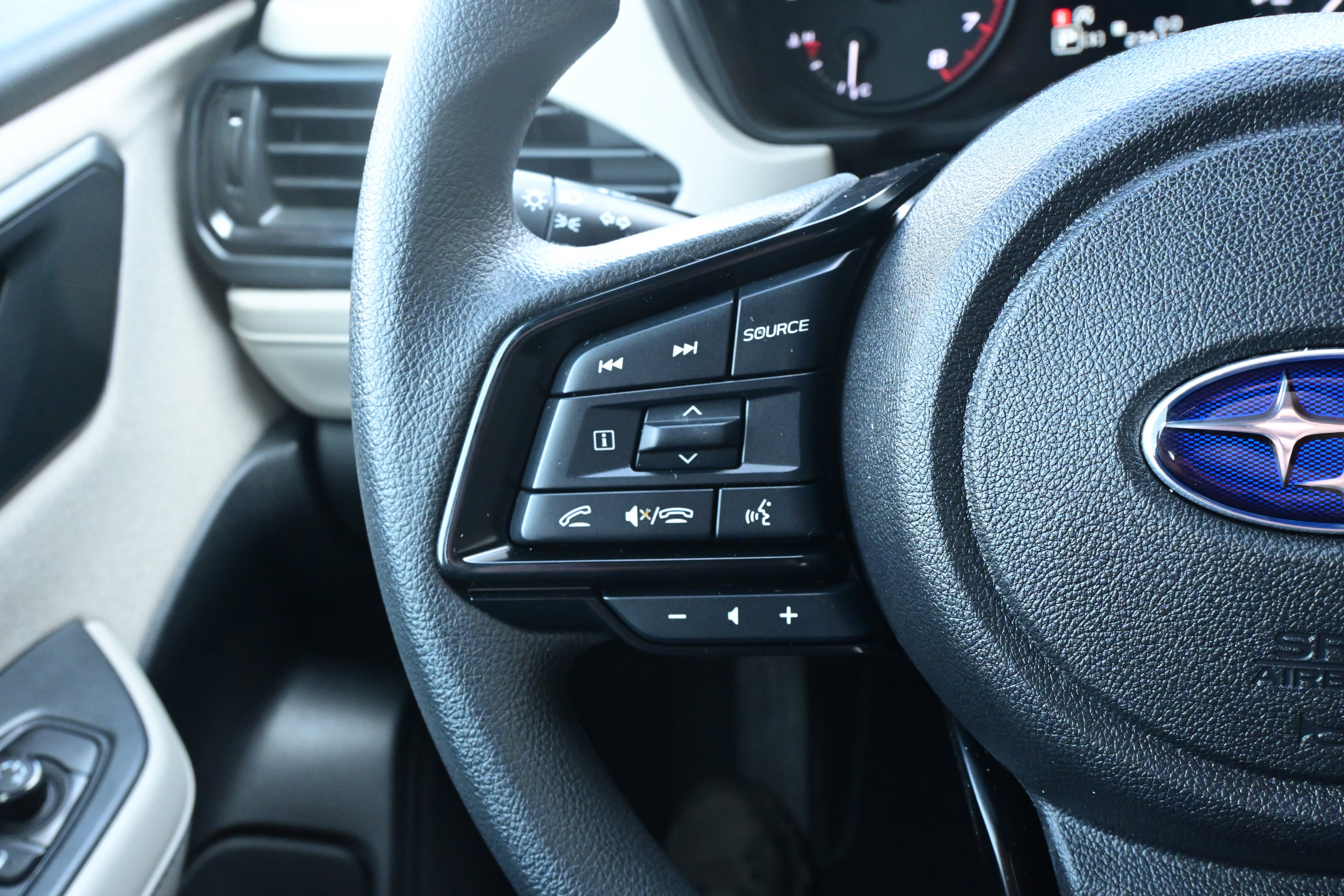 Certified 2025 Subaru Forester w/ Convenience Package #2 image 18