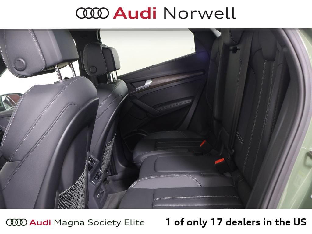 Used 2024 Audi Q5 e Premium Plus w/ Premium Plus Package AWD/4WD image 22