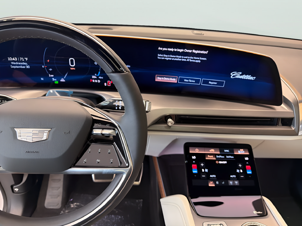 New 2027 Cadillac Vistiq Sport w/ LPO, Floor Liner Package AWD/4WD image 18